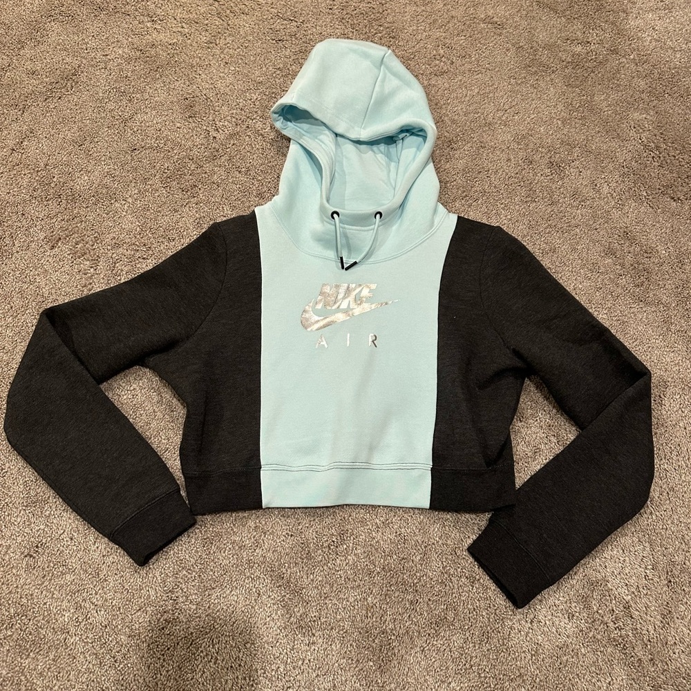 Nike crop hoodie